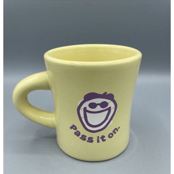 Pass it On Life is Good Yellow Coffee Tea Mug Ceramic - Picture 1 of 5